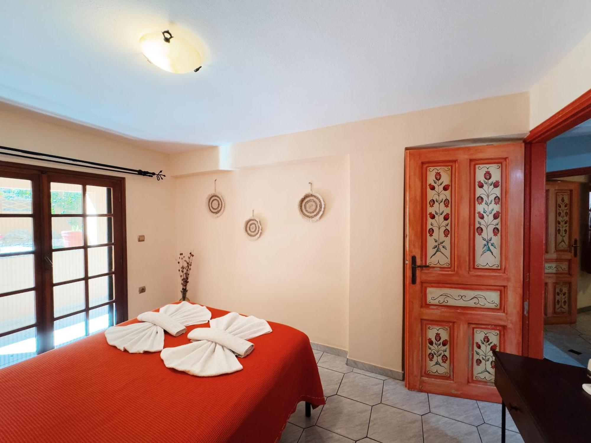 Villa Eleni Seaside Apartments Platanés Buitenkant foto