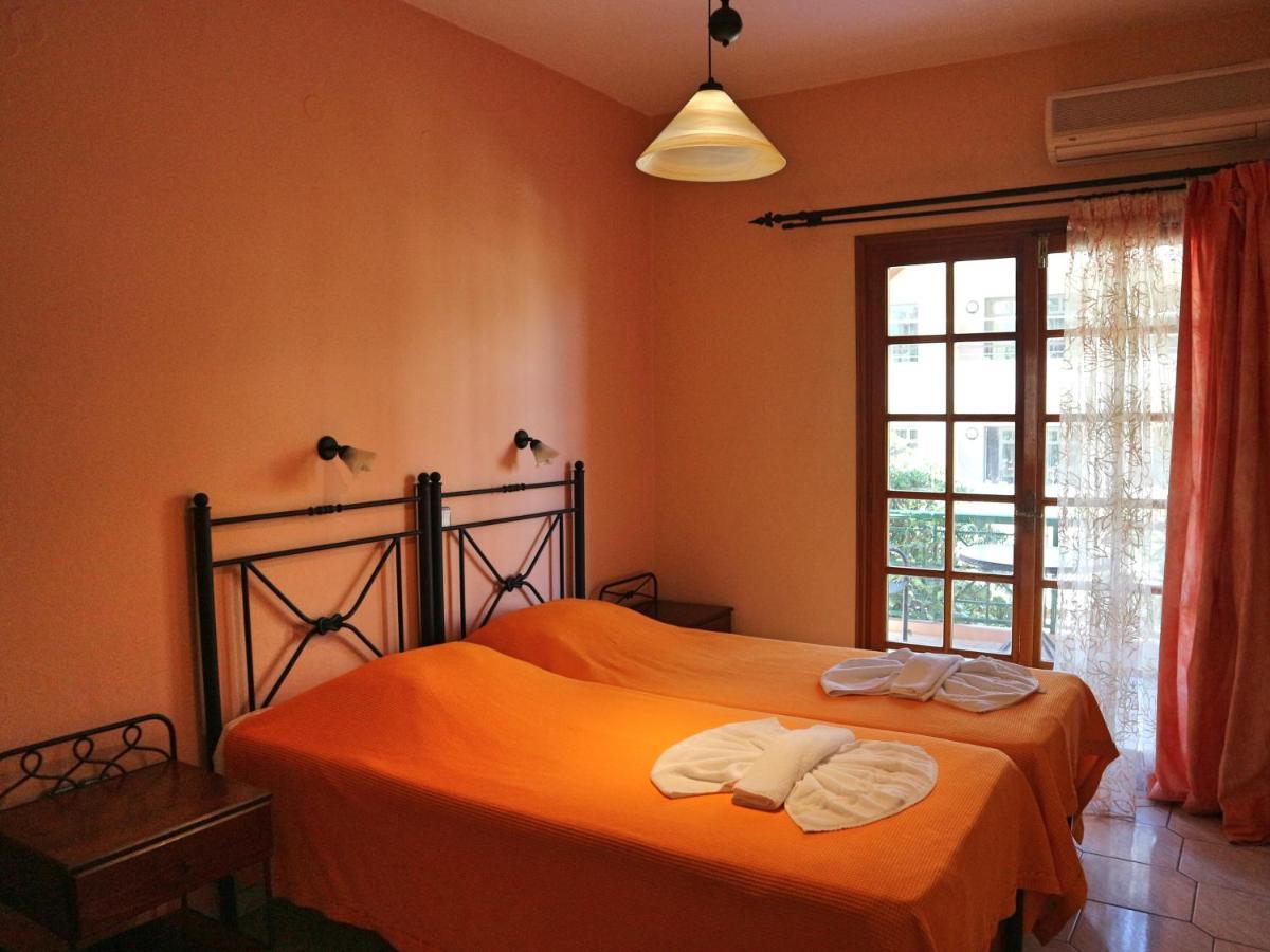 Villa Eleni Seaside Apartments Platanés Buitenkant foto