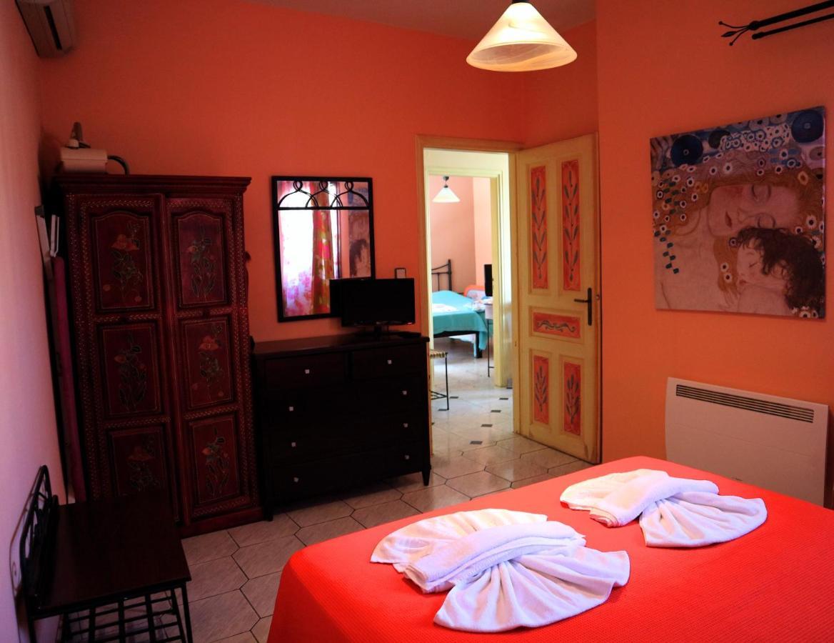 Villa Eleni Seaside Apartments Platanés Buitenkant foto